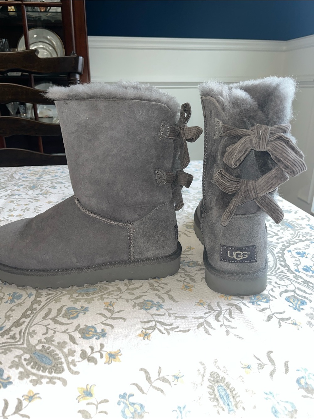 UGG Bailey Boots Corduroy Tie Short Bow Back Suede Boots in Gray